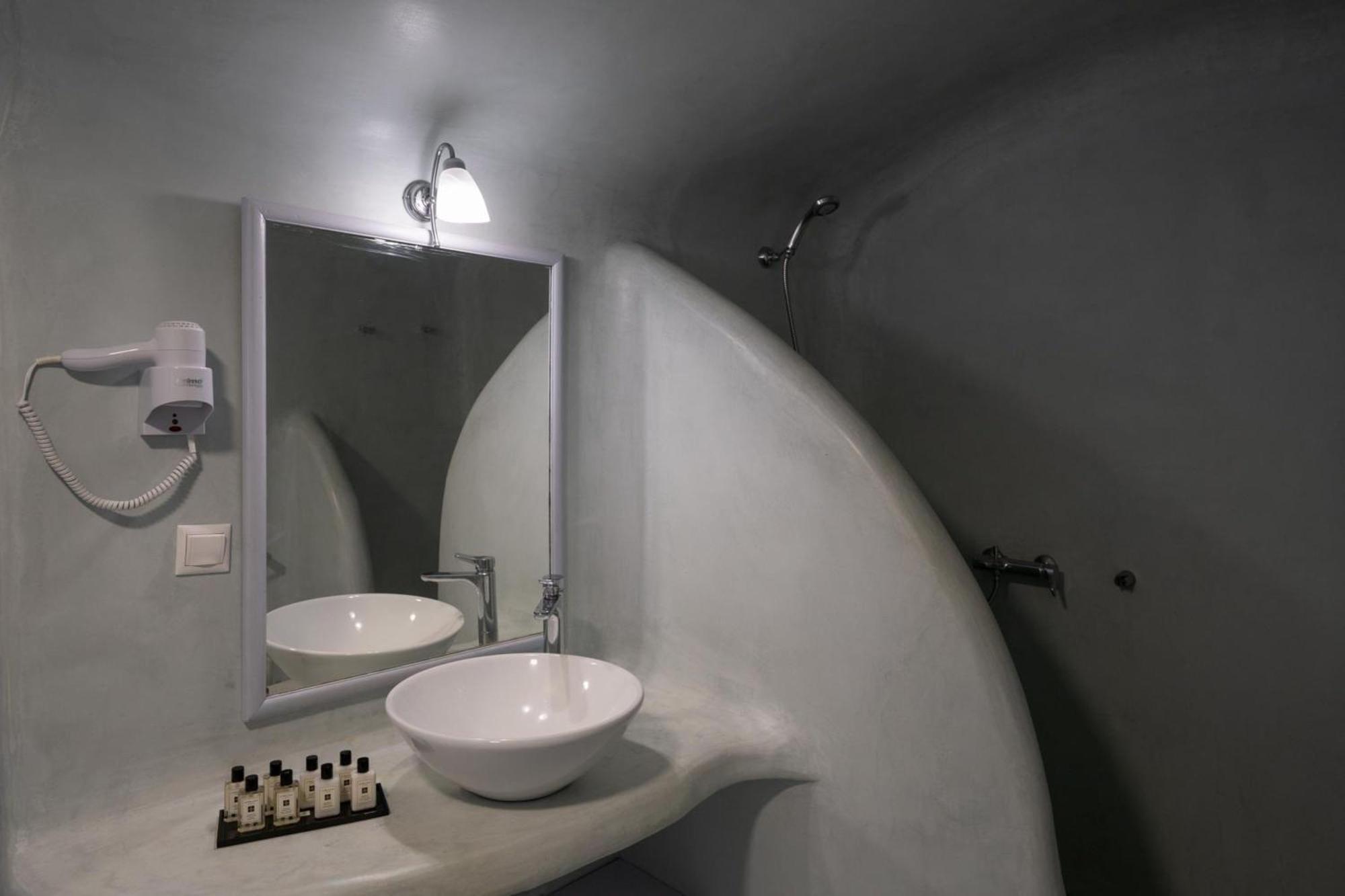 Madame Kalitsi Cozy Suites Fira  Eksteriør billede